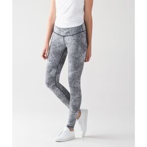 Lululemon Wunder Under Pant (Hi-Rise) Luon Spray Jacquard White Black Size 2